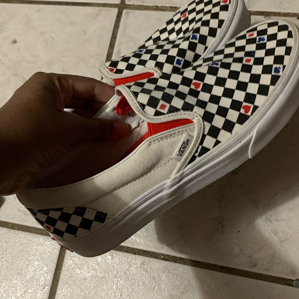 Vans - Picture 3 of 4